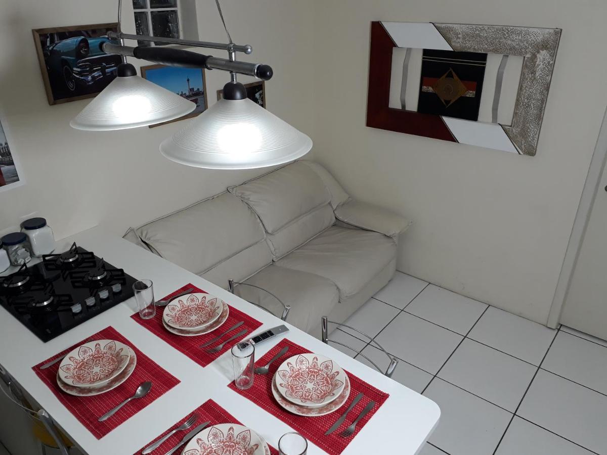 Apartamento Central Proximo A Rodoviaria E Faculdades กูรีตีบา ภายนอก รูปภาพ