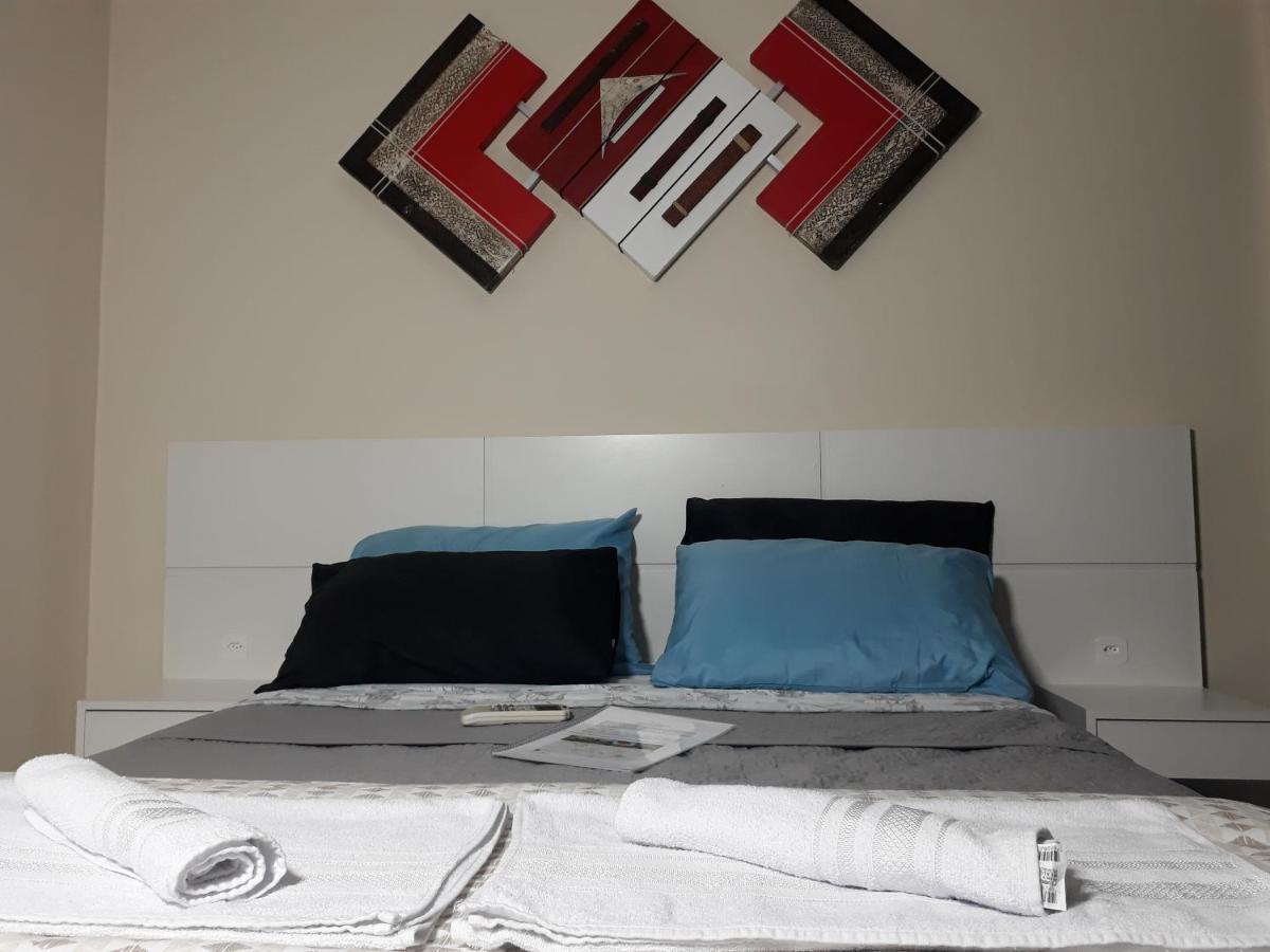 Apartamento Central Proximo A Rodoviaria E Faculdades กูรีตีบา ภายนอก รูปภาพ